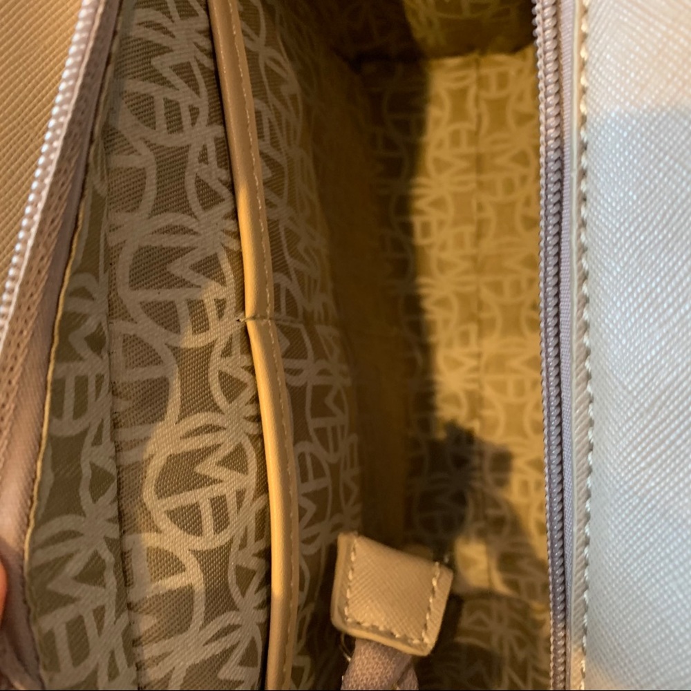 Marc Fisher Crossbody Bag Purse - Picture 6 of 7